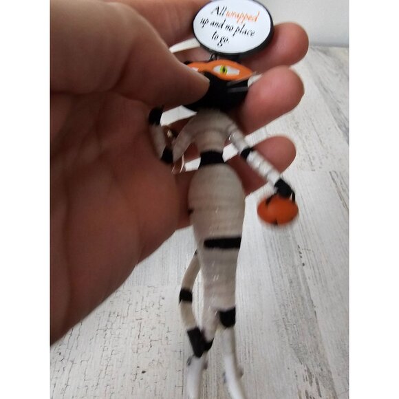 hallmark sassy Cat mummy ornament all wrapped up no place RARE felt unique Hallo - Picture 7 of 9